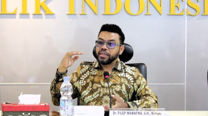 Ketua Komite III Dewan Perwakilan Daerah (DPD) Republik Indonesia, Dr. Filep Wamafma. (foto : dokumen pribadi Filep Wamafma)