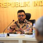 Ketua Komite III Dewan Perwakilan Daerah (DPD) Republik Indonesia, Filep Wamafma. (foto : dokumentasi pribadi Filep Wamafma)