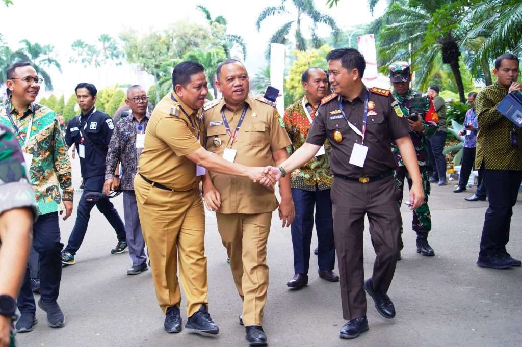 Pj. Bupati Kabupaten Musi Banyuasin (Muba), H. Sandi Fahlepi, turut menghadiri Rapat Koordinasi Nasional (Rakornas) Penyelenggaraan Pemerintahan Daerah, yang digelar oleh Kementerian Dalam Negeri (Kemendagri) Republik Indonesia, pada hari Kamis, tanggal 7 November 2024. (foto : Dinkominfo Muba)