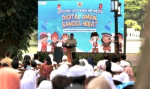 Presiden Republik Indonesia, Prabowo Subianto saat peresmian Peraturan Pemerintah tentang Tata Kelola Penyelenggaraan Sistem Elektronik dalam Perlindungan Anak, dengan tajuk Bersama Jaga Anak Indonesia, Digital Aman, Bangsa Hebat, di Istana Negara, pada hari Jum'at, tanggal 28 Maret 2025. (WartaNegeriku.id/PresidenRI.go.id)