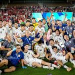 Pemain, Pelatih, dan Official Tim Nasional Sepak Bola Indonesia U-17 saat berhasil mengalahkan Korea Selatan, pada hari Jum'at malam, tanggal 4 April 2025 di Jeddah, Arab Saudi. (foto : PSSI.org)