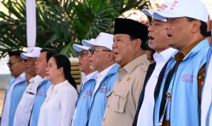 Ketua Dewan Perwakilan Daerah (DPD) Republik Indonesia, Sultan Baktiar Najamudin, saat menghadiri peluncuran nasional KMP yang digelar di Kabupaten Klaten, Jawa Tengah, pada hari Senin, tanggal 21 Juli 2025, bersama Presiden Republik Indonesia, Prabowo Subianto. (foto : Newsroom DPD RI)