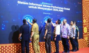 Gubernur Provinsi Sumatera Selatan (Sumsel), Herman Deru, resmi melaunching Sistem Informasi Lahan untuk Masyarakat (SI-ALAM) i Grand Atyasa Palembang, hari Selasa, tanggal 9 Desember 2025. (foto : sumselprov.go.id)