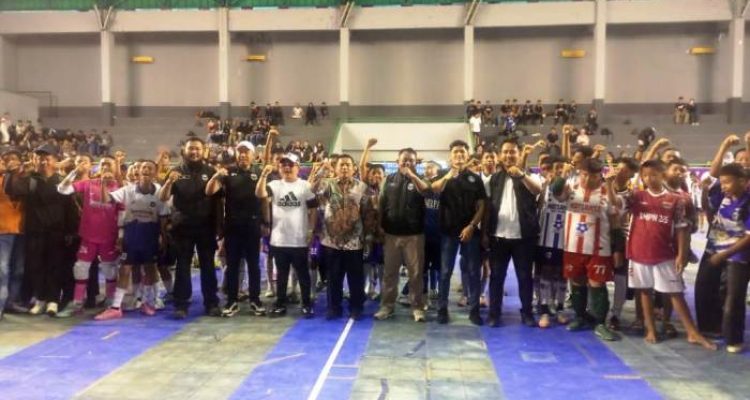 Ajang bergengsi Turnamen Futsal Piala Wali Kota Cup tahun 2025 resmi dibuka di GOR Dempo Jakabaring, Palembang, pada hari Sabtu, tanggal 6 Desember 2025. (WARTANEGERIKU.ID)
