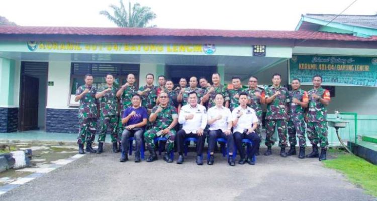 Bupati Kabupaten Muba, Toha Tohet, melakukan silaturahmi dengan TNI AD. (wartanegeriku.id)