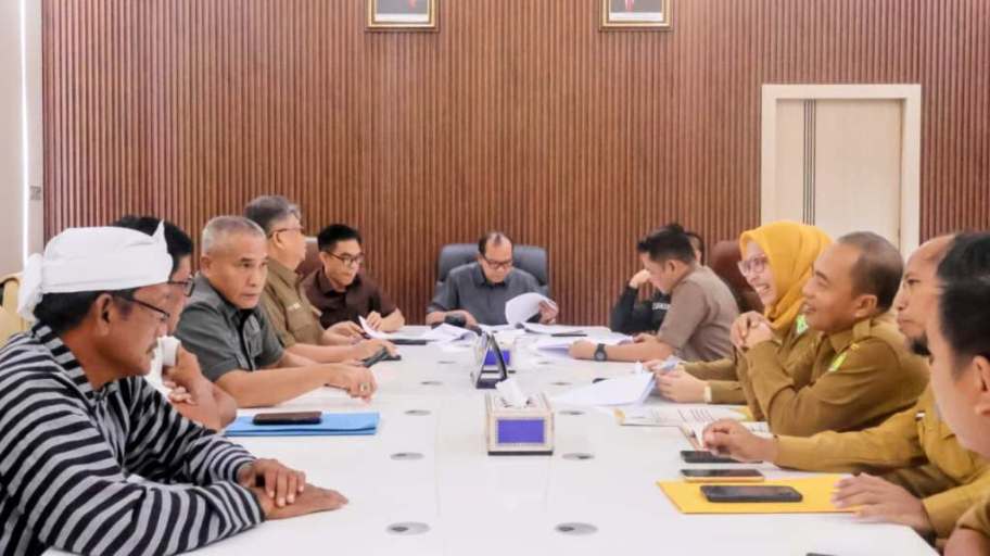 Suasana Rapat Dengar Pendapat antara DPRD dan Pemkab Muba, pada hari Senin, tanggal 23 Februari 2026. (WARTANEGERIKU.ID/HAIRUDIN)