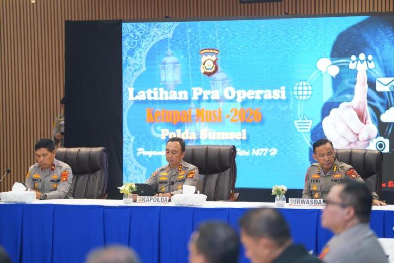 Kepala Kepolisian Daerah (Kapolda) Provinsi Sumatra Selatan (Sumsel), Irjen. Pol. Dr. Shandi Nugroho, memimpin langsung persiapan pengamanan Ramadhan dan arus mudik Idul Fitri 1447 H melalui pembukaan Latihan Pra Operasi (Latpraops) Ketupat Musi 2026. (WARTANEGERIKU.ID/TRY)