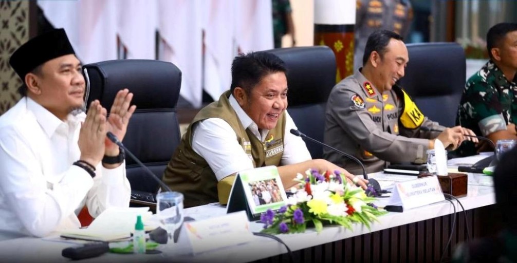 Ketua DPRD Sumsel, Andie Dinialdie, menghadiri Rakor Lintas Sektoral yang digelar oleh Pemerintah Provinsi (Pemprov) Sumatra Selatan di Griya Agung, Palembang, hari Kamis, tanggal 12 Maret 2026. (WARTANEGERIKU.ID/FRAN)