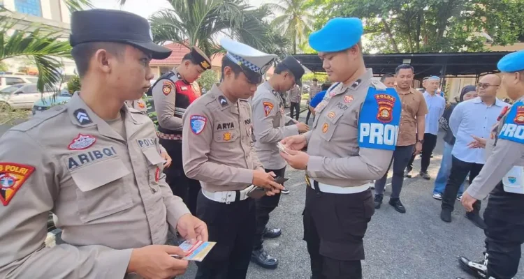 Operasi Gaktibplin Polda Sumsel periksa disiplin personel dan kendaraan dinas
