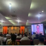 Irman Gusman saat menjadi keynote speaker dalam Seminar Ekonomi Sumatera Barat 2026 di Aula Bappeda Sumbar, Kota Padang, hari Rabu, tanggal 1 April 2026. (WARTANEGERIKU.ID/HAIRUDIN)