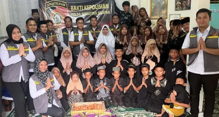 Direktorat Intelijen Keamanan (Ditintelkam) Kepolisian Daerah (Polda) Sumatra Selatan (Sumsel) menggelar aksi sosial bertajuk Bakti Kepolisian, dengan menyambangi Panti Asuhan Mahabattul Ummi di Jalan Cambai Agung, Kelurahan Pahlawan, Kecamatan Kemuning, Kota Palembang, Jumat, 22 Mei 2026.