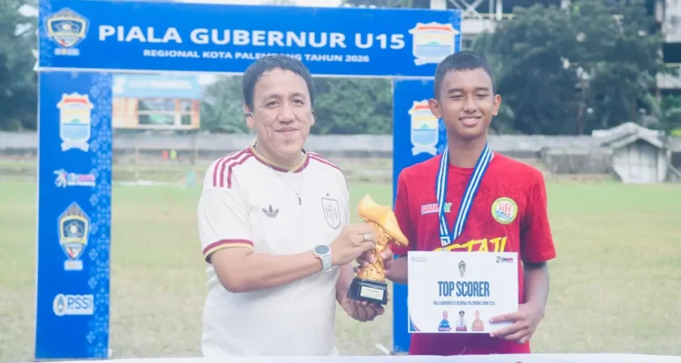 PS Palembang U-15 sukses menorehkan sejarah baru dengan keluar sebagai juara Piala Gubernur Sumatra Selatan (Sumsel) tahun 2026 Regional Palembang. (WARTANEGERIKU.ID/ARGIMAN)