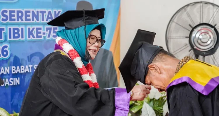 Wisuda Sekolah Lansia Tangguh di Desa Babat Banyuasin Muba