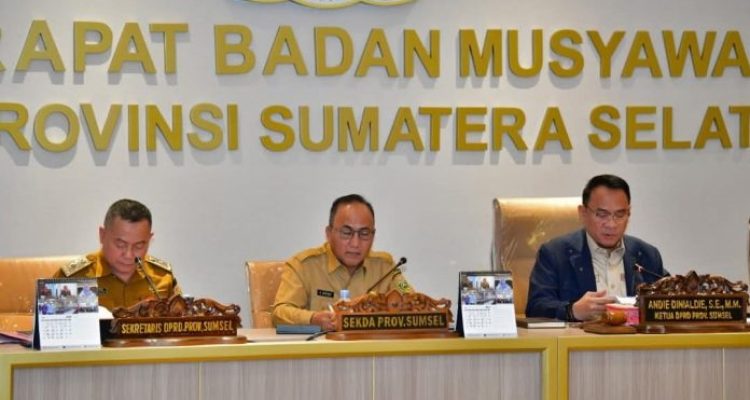 Rapat Banmus DPRD Sumsel membahas agenda masa persidangan dan prioritas pembahasan Raperda.