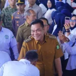 Bupati Kabupaten Musi Banyuasin (Muba), Toha Tohet, melantik dan mengukuhkan kepengurusan Organisasi Ikatan Persaudaraan Persedekahan Kundangan (IPPK) Kecamatan Babat Toman. Prosesi pengukuhan ini dipusatkan di Desa Sereka, pada hari Senin, tanggal 8 Juni 2026. (WARTANEGERIKU.ID/FRAN)