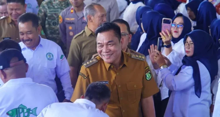 Bupati Kabupaten Musi Banyuasin (Muba), Toha Tohet, melantik dan mengukuhkan kepengurusan Organisasi Ikatan Persaudaraan Persedekahan Kundangan (IPPK) Kecamatan Babat Toman. Prosesi pengukuhan ini dipusatkan di Desa Sereka, pada hari Senin, tanggal 8 Juni 2026. (WARTANEGERIKU.ID/FRAN)