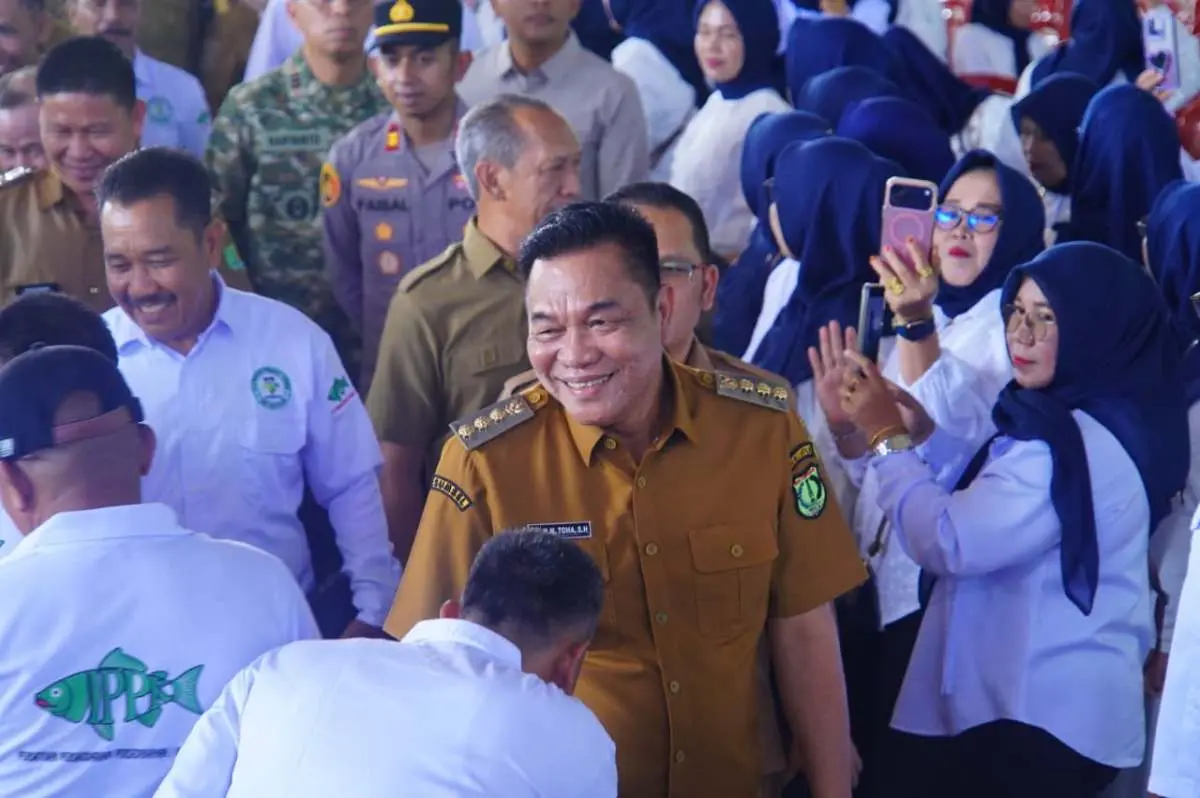 Bupati Kabupaten Musi Banyuasin (Muba), Toha Tohet, melantik dan mengukuhkan kepengurusan Organisasi Ikatan Persaudaraan Persedekahan Kundangan (IPPK) Kecamatan Babat Toman. Prosesi pengukuhan ini dipusatkan di Desa Sereka, pada hari Senin, tanggal 8 Juni 2026. (WARTANEGERIKU.ID/FRAN)