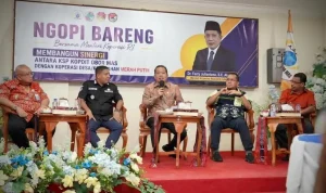 Menteri Koperasi (Menkop) Republik Indonesia, Ferry Juliantono, menghadiri kegiatan dialog bersama pengurus Koperasi Desa/Kelurahan Merah Putih (KDKMP) Kabupaten Sikka, Nusa Tenggara Timur (NTT), pada hari Jum'at, tanggal 29 Mei 2026. (WARTANEGERIKU.ID/ARGIMAN)