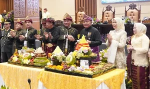 Dewan Perwakilan Rakyat Daerah (DPRD) Provinsi Sumatera Selatan (Sumsel) menggelar Rapat Paripurna Istimewa dalam rangka memperingati Hari Jadi ke-80 Provinsi Sumsel di Gedung DPRD Sumsel, Senin, tanggal 18 Mei 2026. (WARTANEGERIKU.ID/FRAN) Dewan Perwakilan Rakyat Daerah (DPRD) Provinsi Sumatera Selatan (Sumsel) menggelar Rapat Paripurna Istimewa dalam rangka memperingati Hari Jadi ke-80 Provinsi Sumsel di Gedung DPRD Sumsel, Senin, tanggal 18 Mei 2026. (WARTANEGERIKU.ID/FRAN)
