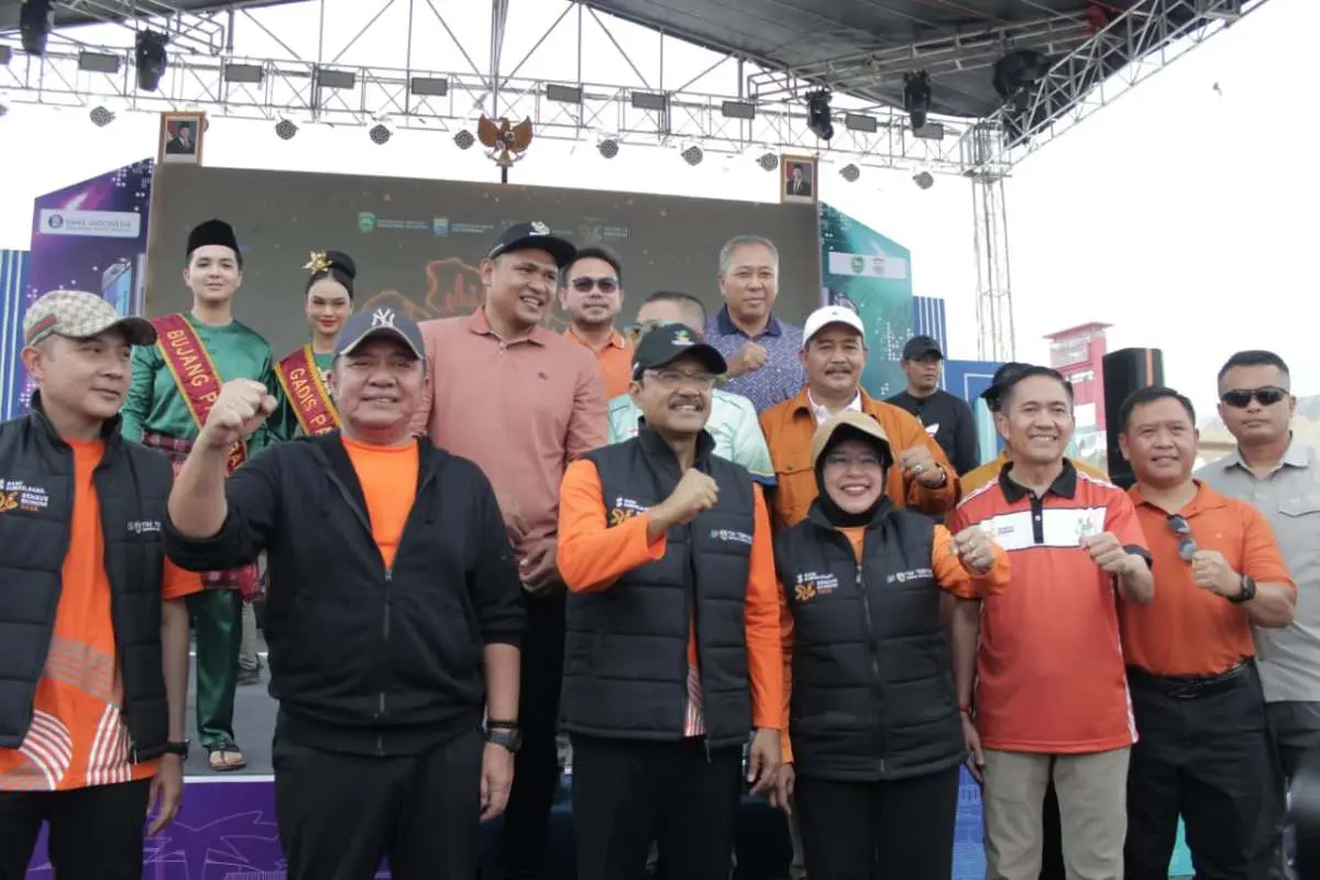 Wakil Bupati Muba bersama Menteri Sosial, Kepala BPS RI dan Gubernur Sumsel meninjau pelaksanaan Sensus Ekonomi 2026.