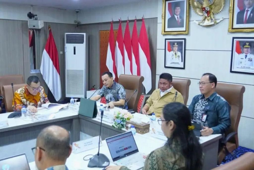 Wakil Ketua DPRD Provinsi Sumatera Selatan, H. Nopianto, S.Sos., M.M. dan H. M. Ilyas Panji Alam, S.H., S.E., M.M., M.H., menghadiri Rapat Koordinasi, Pemantauan, dan Evaluasi Program Pemberantasan Korupsi Pemerintah Provinsi Sumatera Selatan Tahun 2026.