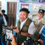 Gubernur Sumsel, Herman Deru, meresmikan peralihan pelanggan MEP ke PLN di Kabupaten Musi Banyuasin yang kini melayani lebih dari 57 ribu pelanggan.