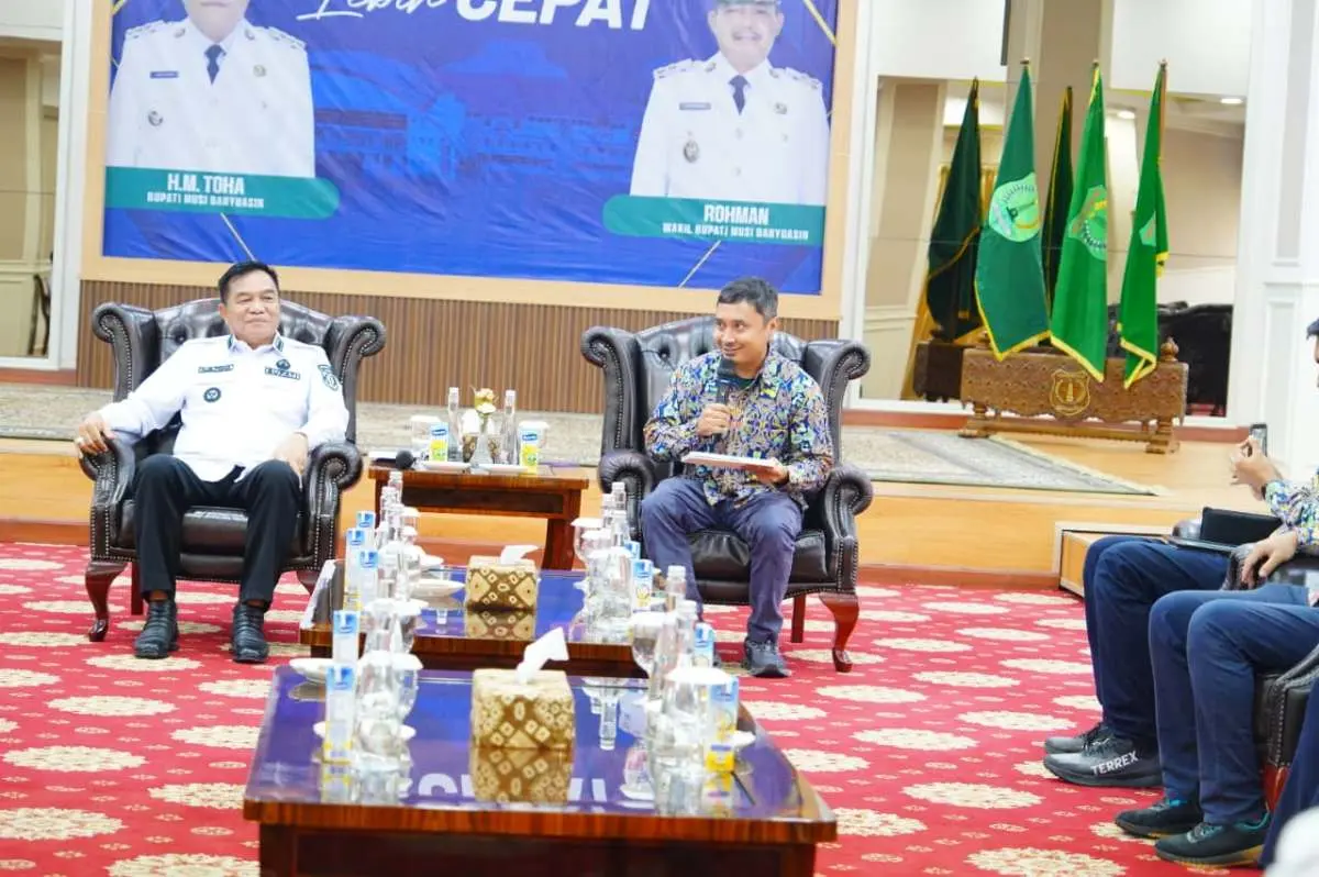 Penyerahan sertifikat desain menjadi tahapan penting sebelum pembangunan kembali Jembatan P6 Lalan dimulai.