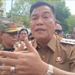 Bupati Musi Banyuasin (Muba), Toha Tohet, menegaskan komitmennya untuk terus memperjuangkan legalisasi tata kelola refinery atau penyulingan minyak masyarakat.