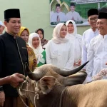 Sekretaris Daerah (Sekda) Kabupaten Musi Banyuasin (Muba), Drs. Syafaruddin, M.Si., melaksanakan Shalat Hari Raya Idul Adha 1447 Hijriah bersama masyarakat di Masjid At-Taqwa, Dusun II, Desa Lumpatan II. (WARTANEGERIKU.ID/FRAN)