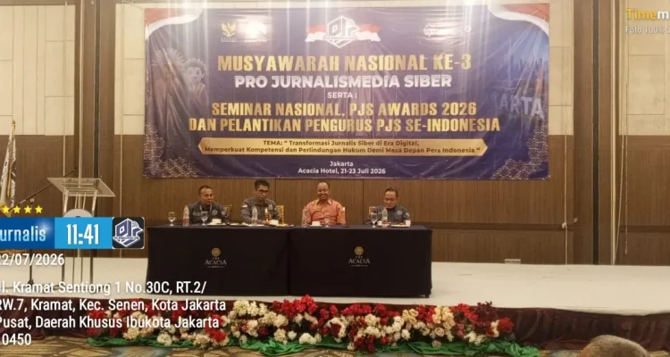 Anggota Dewan Pers, Muhammad Jazuli, saat menjadi narasumber pada sesi penutup Musyawarah Nasional (Munas) III Pro Jurnalismedia Siber (PJS) di Jakarta, pada hari Rabu, tanggal 22 Juli 2026. (WARTANEGERIKU.ID/AIRU)