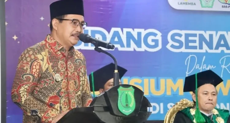 Sebanyak 19 lulusan baru Program Studi S1 Ekonomi Syariah Sekolah Tinggi Ekonomi Islam (STEI) Sekayu, resmi dikukuhkan dalam Wisuda ke-II, pada hari Kamis, tanggal 14 Mei 2026. (WARTANEGERIKU.ID/FRAN)