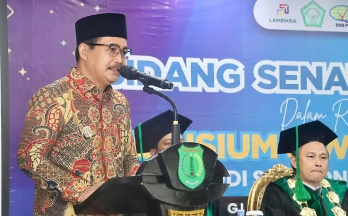 Sebanyak 19 lulusan baru Program Studi S1 Ekonomi Syariah Sekolah Tinggi Ekonomi Islam (STEI) Sekayu, resmi dikukuhkan dalam Wisuda ke-II, pada hari Kamis, tanggal 14 Mei 2026. (WARTANEGERIKU.ID/FRAN)