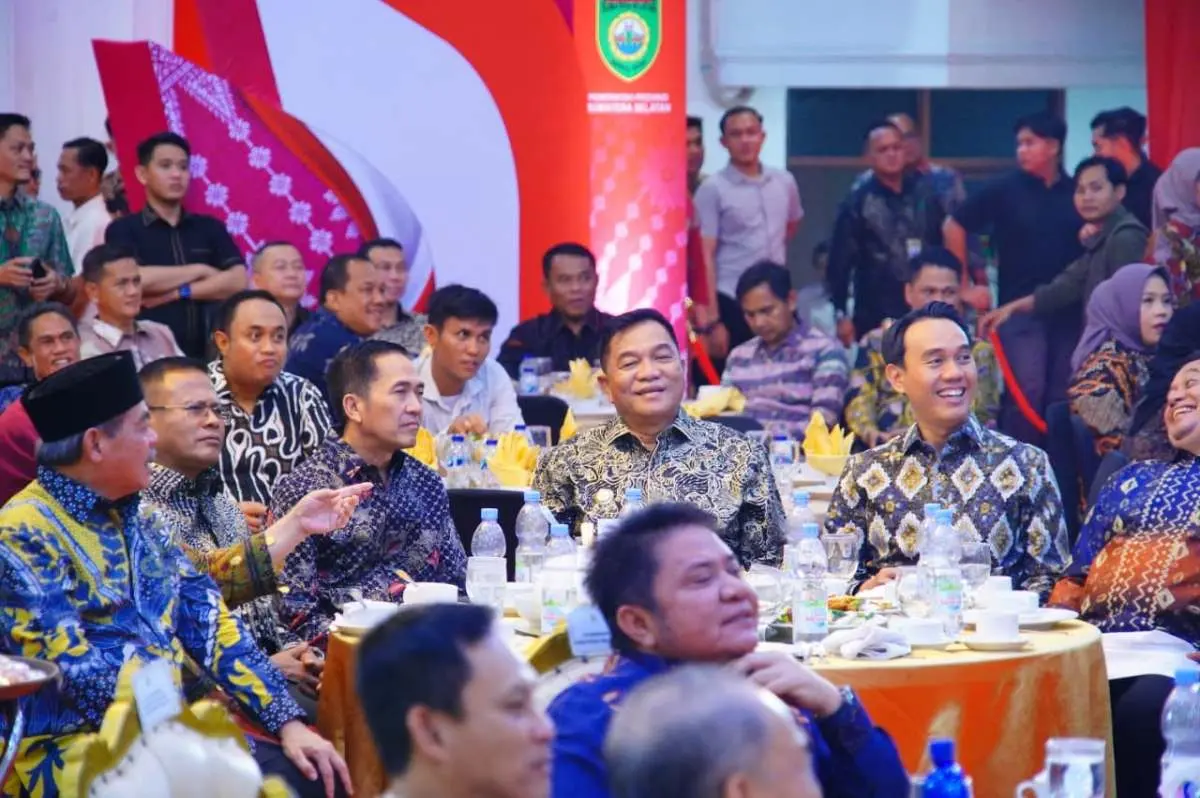 Bupati Kabupaten Musi Banyuasin (Muba), Toha Tohet, menghadiri secara langsung acara pisah sambut Kepala Kejaksaan Tinggi (Kajati) Provinsi Sumatra Selatan. (WARTANEGERIKU.ID/AIRU)
