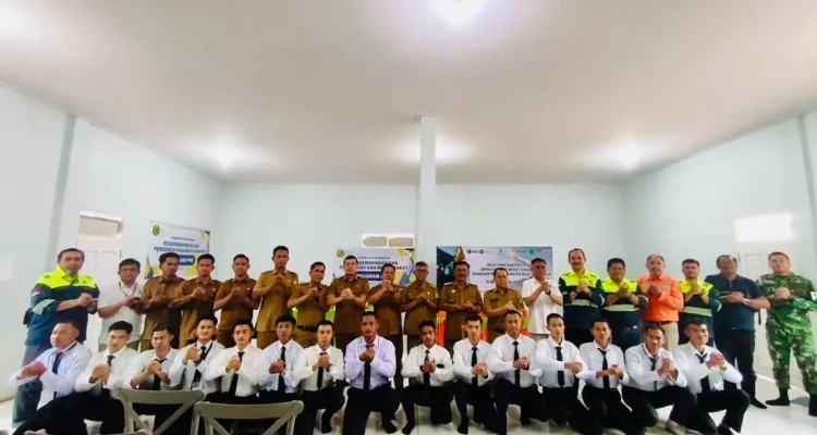 Pelatihan dan Sertifikasi Operator Alat Berat (Excavator), hasil kerja sama strategis dengan Pusat Pengembangan Sumber Daya Manusia (PPSDM) Geominerba Bandung, Kementerian ESDM Republik Indonesia. (WARTANEGERIKU.ID/AIRU)