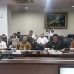 Rapat Koordinasi Monitoring Pengelolaan Sumur Minyak Masyarakat, Sumur Tua, dan Sumur Idle di Ruang Rapat Utama Gedung Bina Graha, Kantor Staf Kepresidenan (KSP), Jakarta, pada Kamis, tanggal 10 September 2026. (WARTANEGERIKU.ID/AIRU)