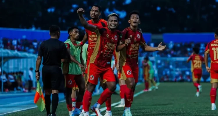 Pemain Semen Padang FC melakukan selebrasi usai menciptakan gol ke gawang PSGC Ciamis, Sabtu, 26 September 2026. (FOTO: INSTAGRAM SEMEN PADANG FC)