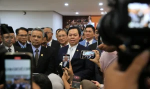 Ketua DPD RI, Sultan Baktiar Najamudin, menjelaskan bahwa pertimbangan terhadap RUU APBN merupakan pelaksanaan kewenangan konstitusional lembaga sebagaimana diatur dalam Pasal 23 ayat (2) UUD NRI Tahun 1945. (WARTANEGERIKU.ID/AIR)