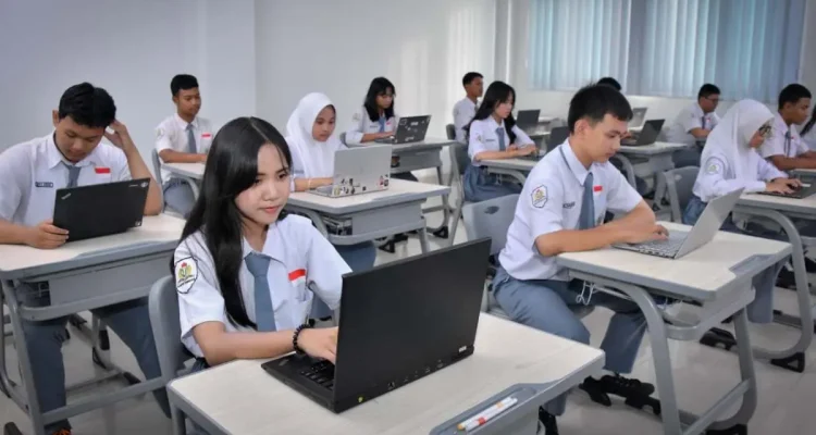 Kementerian Pendidikan Dasar dan Menengah (Kemendikdasmen) menggencarkan sosialisasi pelaksanaan pendaftaran Tes Kemampuan Akademik (TKA) untuk jenjang SMA, MA, SMK, dan sederajat tahun 2026. (WARTANEGERIKU.ID/KEMENDIKDASMEN.GO.ID)