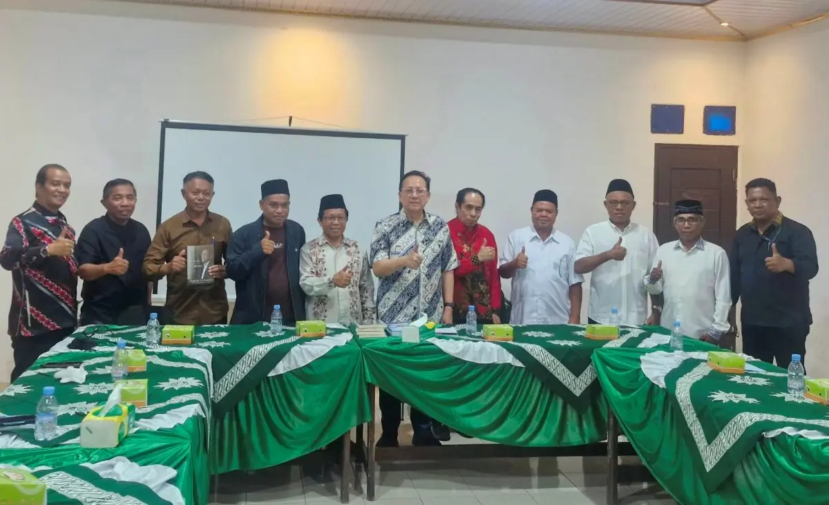 Anggota Dewan Perwakilan Daerah (DPD) Republik Indonesia (RI) asal Provinsi Sumatra Barat (Sumbar), Irman Gusman, mendorong Pimpinan Wilayah Muhammadiyah (PWM) Nusa Tenggara Timur (NTT) melakukan transformasi, agar menjadi Center of Excellence (pusat keunggulan) di kawasan Indonesia Timur. (WARTANEGERIKU.ID/AIRU)