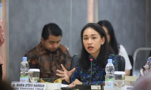 Anggota DPD RI asal Provinsi Nusa Tenggara Timur, Maria Stevi. (WARTANEGERIKU.ID/AIRU)