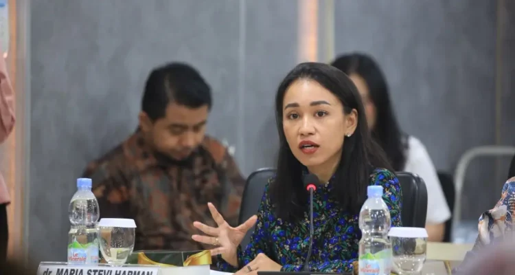 Anggota DPD RI asal Provinsi Nusa Tenggara Timur, Maria Stevi. (WARTANEGERIKU.ID/AIRU)